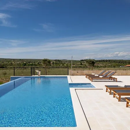 Viliska Holiday home